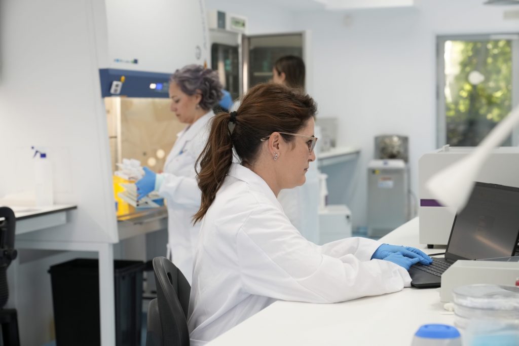 Viva in Vitro Diagnostics equipo