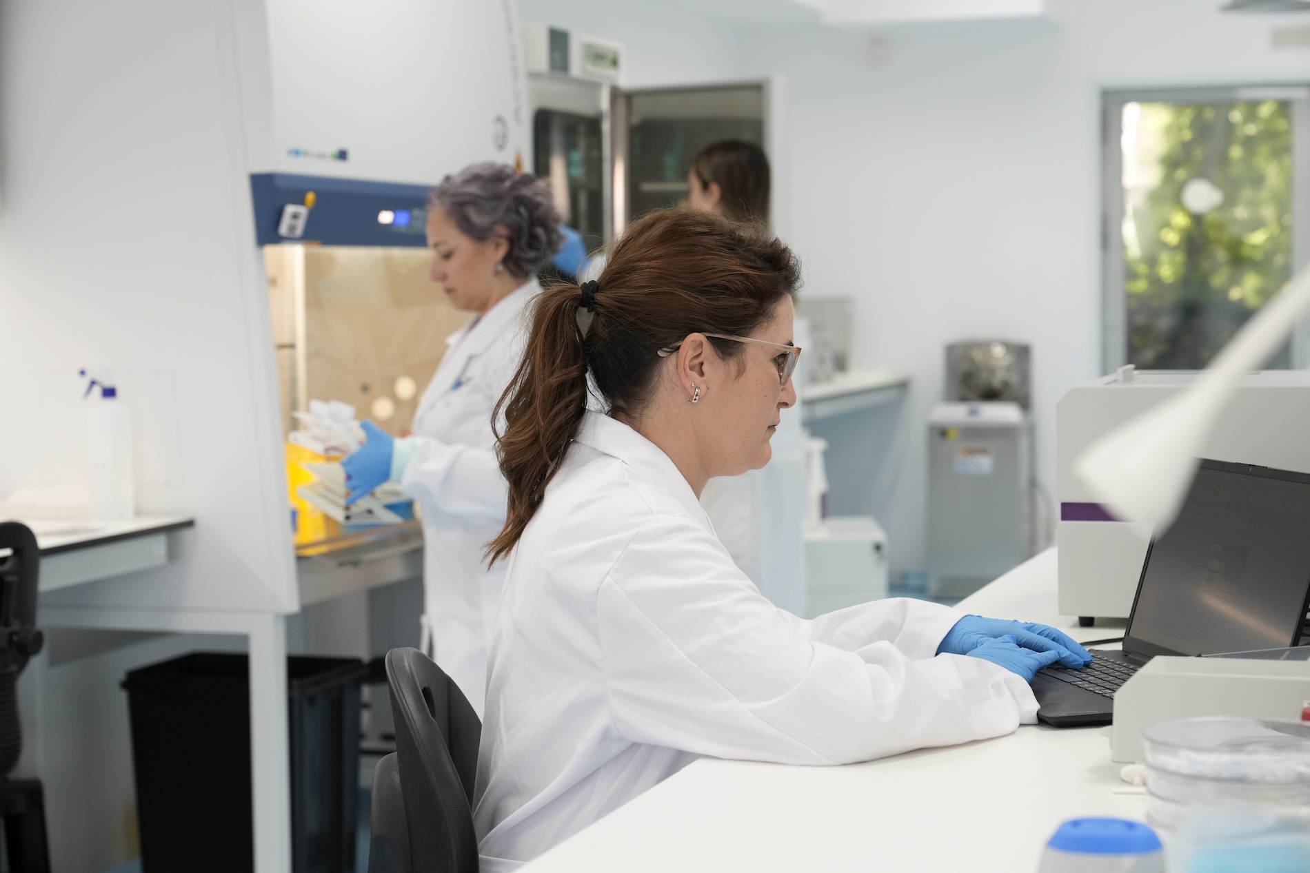 Viva in Vitro Diagnostics equipo